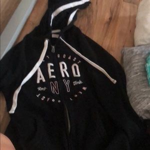 BLACK ZIP UP HOODIE